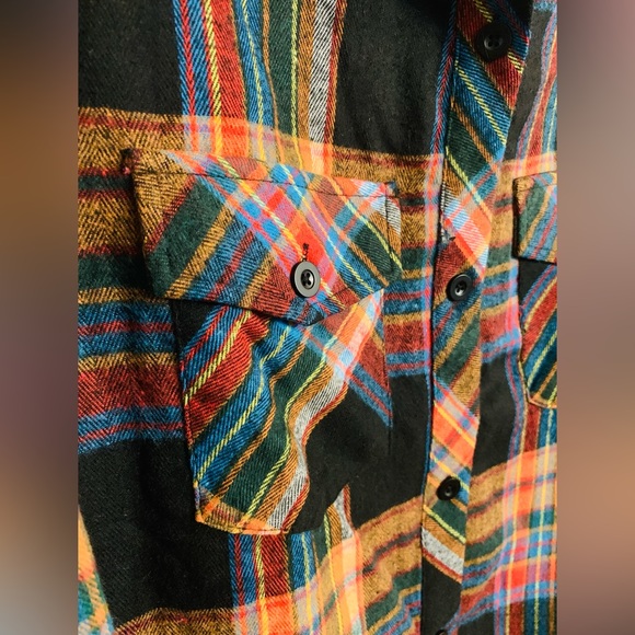 ⭐️HOST PICK⭐️ NEW Washed Cotton Plaid Shacket Size Small - Picture 6 of 10